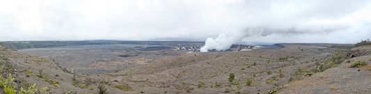 Kilauea Caldera mit Halemaumau Crater
