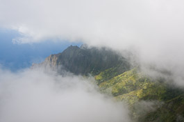 Kalalau Valley im Nebel